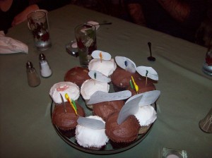 black and white cupcakes