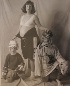 awkward family pregnancy photo
